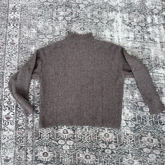 Old Navy SoSoft Funnel Neck Sweater - Picture 5 of 5